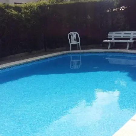Con Piscina Comunitaria Solo Familias No Grupos De Jovenes *